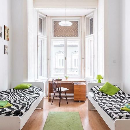 Izabella Home 2 Budapest Esterno foto