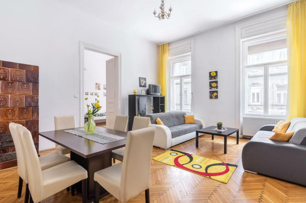 Izabella Home 2 Budapest Esterno foto