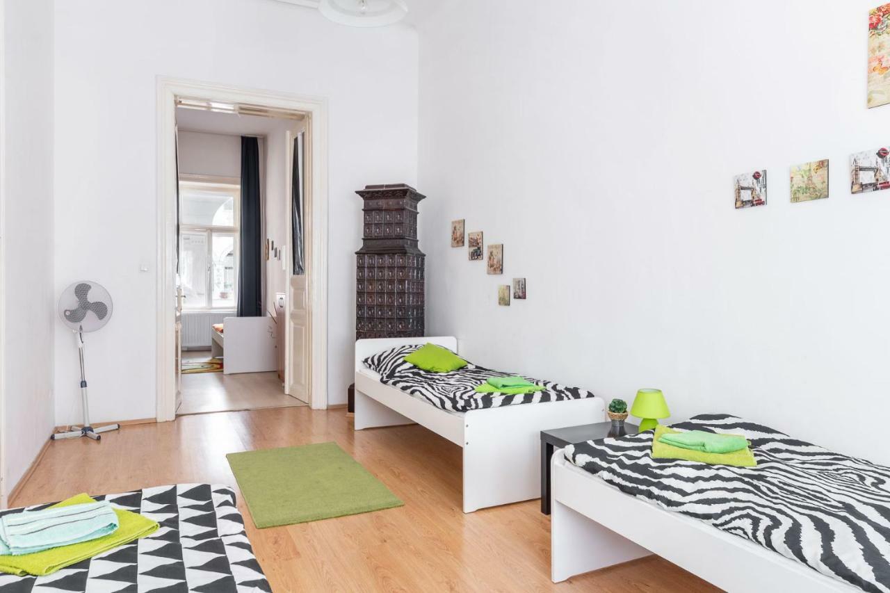 Izabella Home 2 Budapest Esterno foto