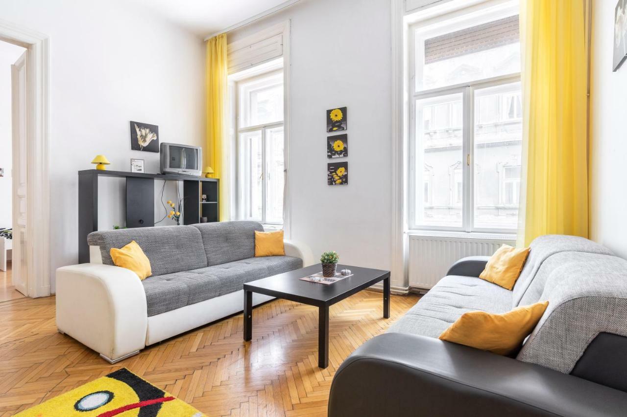 Izabella Home 2 Budapest Esterno foto