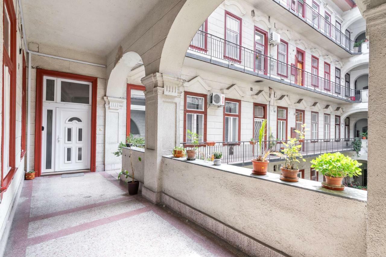 Izabella Home 2 Budapest Esterno foto